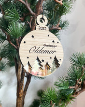 Indlæs billede til gallerivisning Julekugle træ+akryl m. valgfri tekst