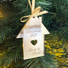 Indlæs billede til gallerivisning Julepynt - Vores første hus